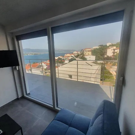 Palace Deluxe Ii * Τρογκίρ