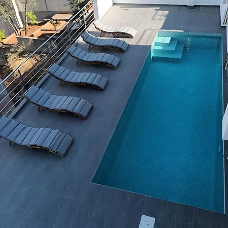 Palace Deluxe Ii * Трогир